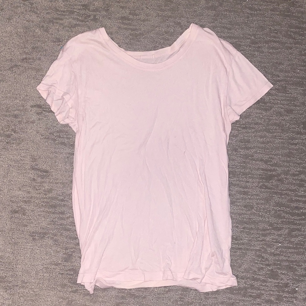 Pale pink t-shirt size medium